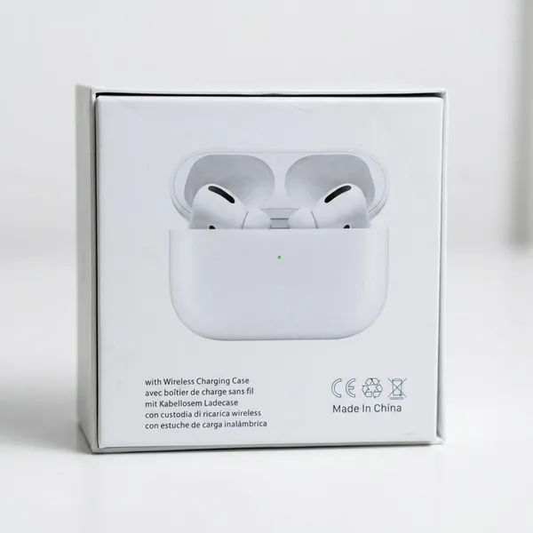 • سماعة AirPods - الصورة 8